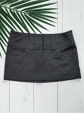 bebe Black Mini Skirt Size 0 Made in USA Y2K Low Rise Micro Mini Career Stretch